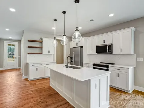 118 Chapel Crossing Lane Weaverville NC 28787