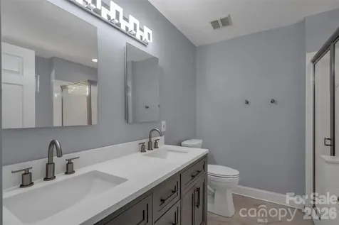 1802 Robinwood Village Drive Gastonia NC 28054