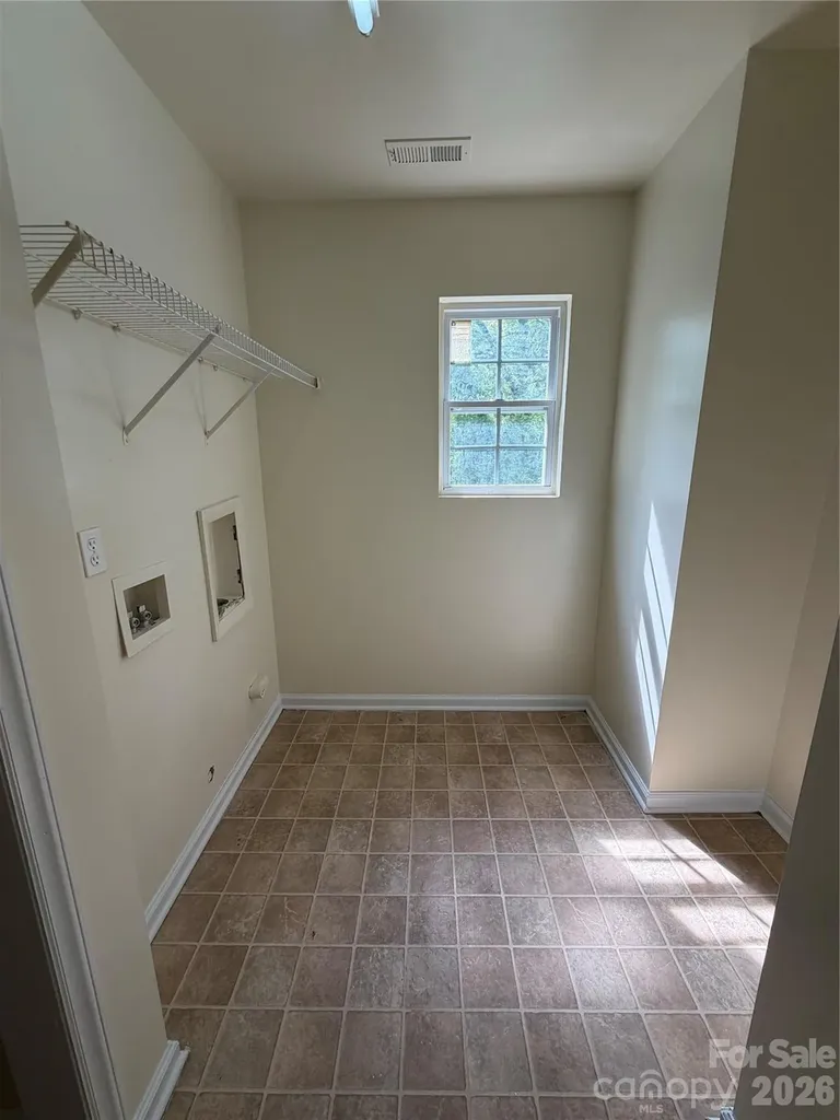7336 Everett Drive Charlotte NC 28214