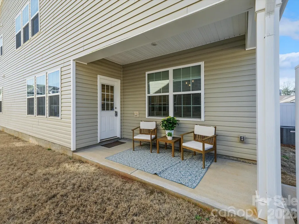 15748 Country House Street Charlotte NC 28273