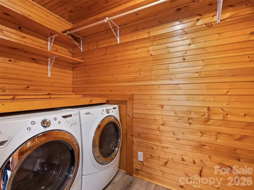 401 Tipstill Cove Waynesville NC 28786