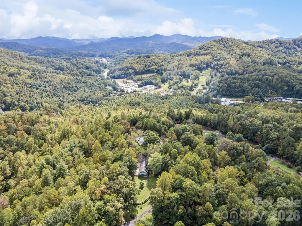 364 Lee Street Sylva NC 28779