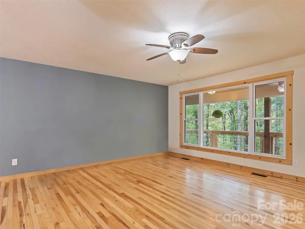 364 Lee Street Sylva NC 28779