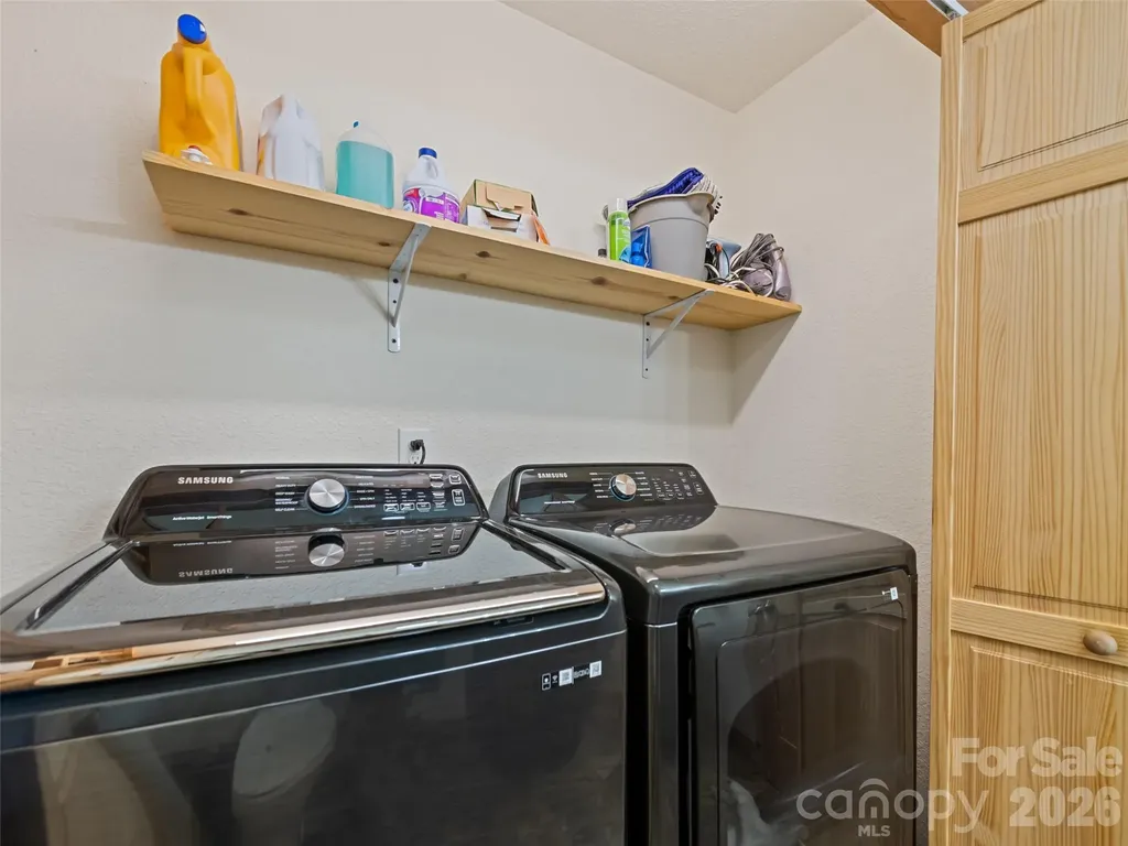 364 Lee Street Sylva NC 28779