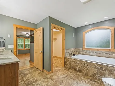 364 Lee Street Sylva NC 28779
