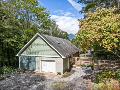 364 Lee Street Sylva NC 28779