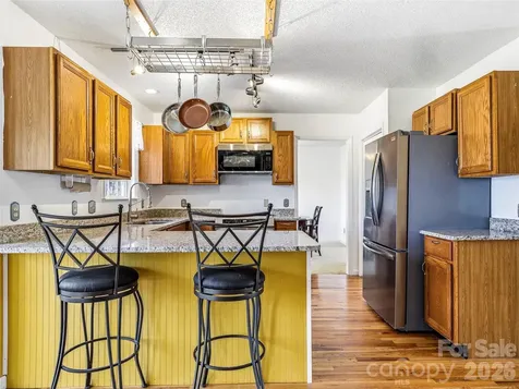 61 Rolling Hills Road Mills River NC 28759