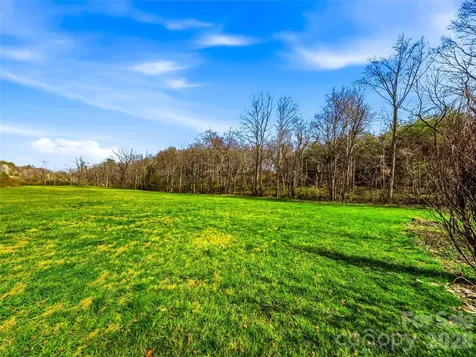 61 Rolling Hills Road Mills River NC 28759