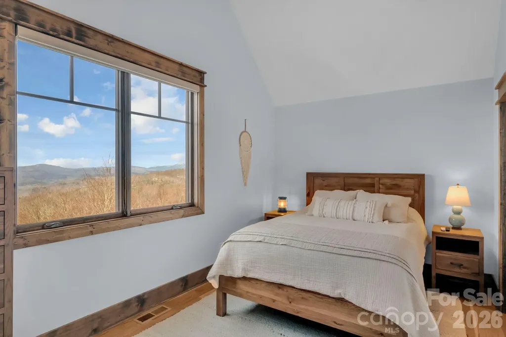 52 Great Sky Court Banner Elk NC 28604