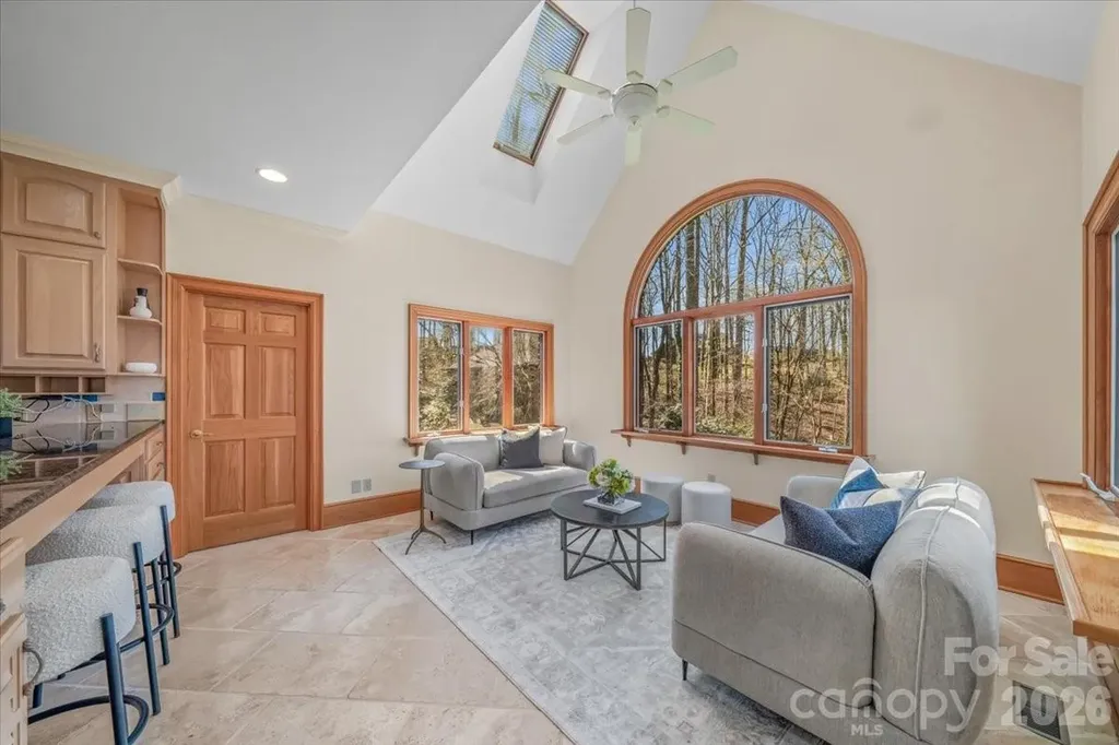 1043 Rolling Green Drive Newton NC 28658