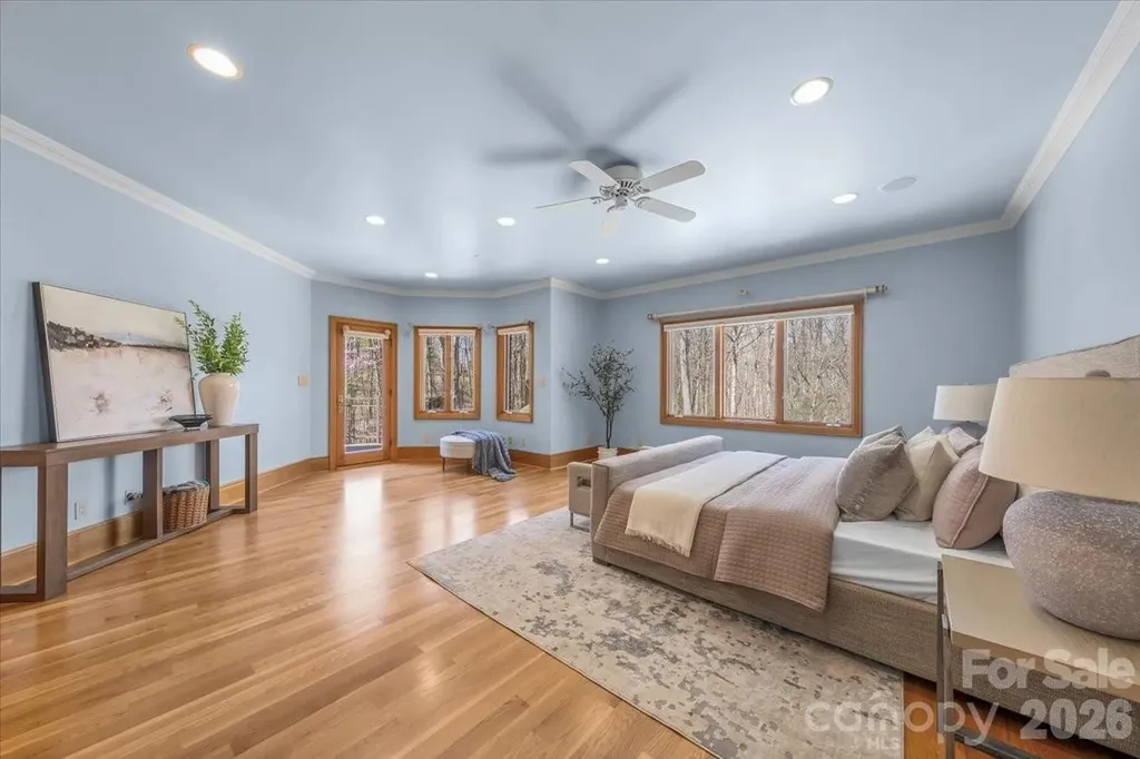 1043 Rolling Green Drive Newton NC 28658