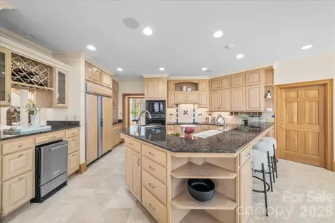 1043 Rolling Green Drive Newton NC 28658