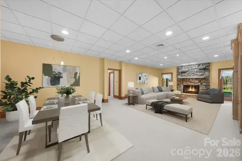 1043 Rolling Green Drive Newton NC 28658