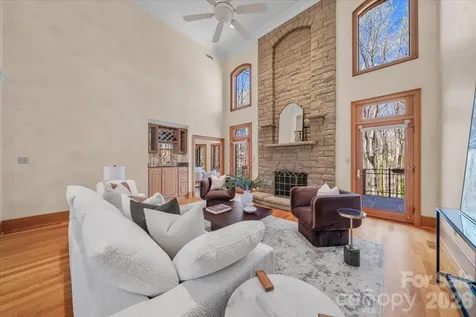 1043 Rolling Green Drive Newton NC 28658