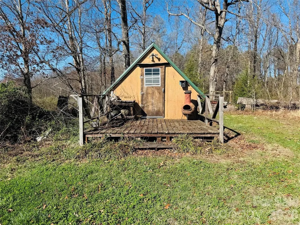 824 Baxter Road Cherryville NC 28021