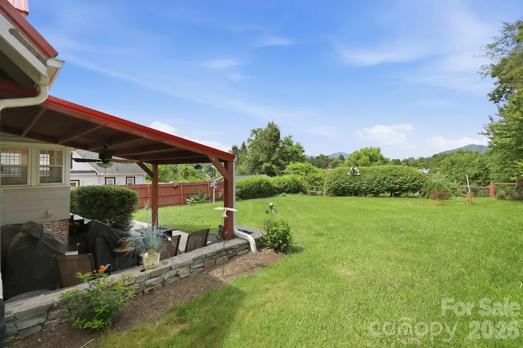 129 Mears Avenue Canton NC 28716