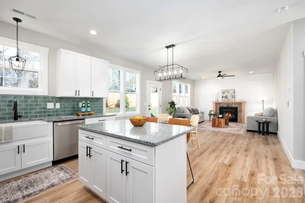 9 Myrtle Lee Cove Arden NC 28704