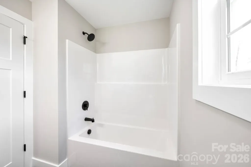 9 Myrtle Lee Cove Arden NC 28704