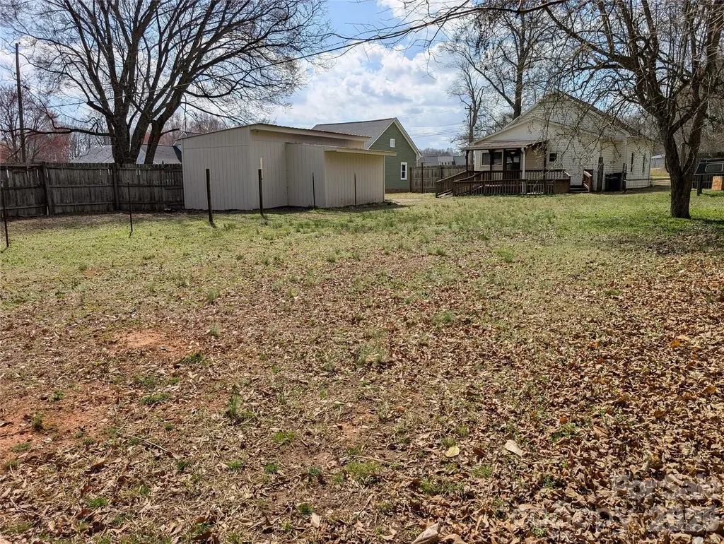 633 S Eastway Drive Troutman NC 28166