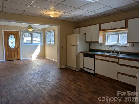 633 S Eastway Drive Troutman NC 28166