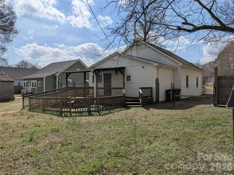 633 S Eastway Drive Troutman NC 28166