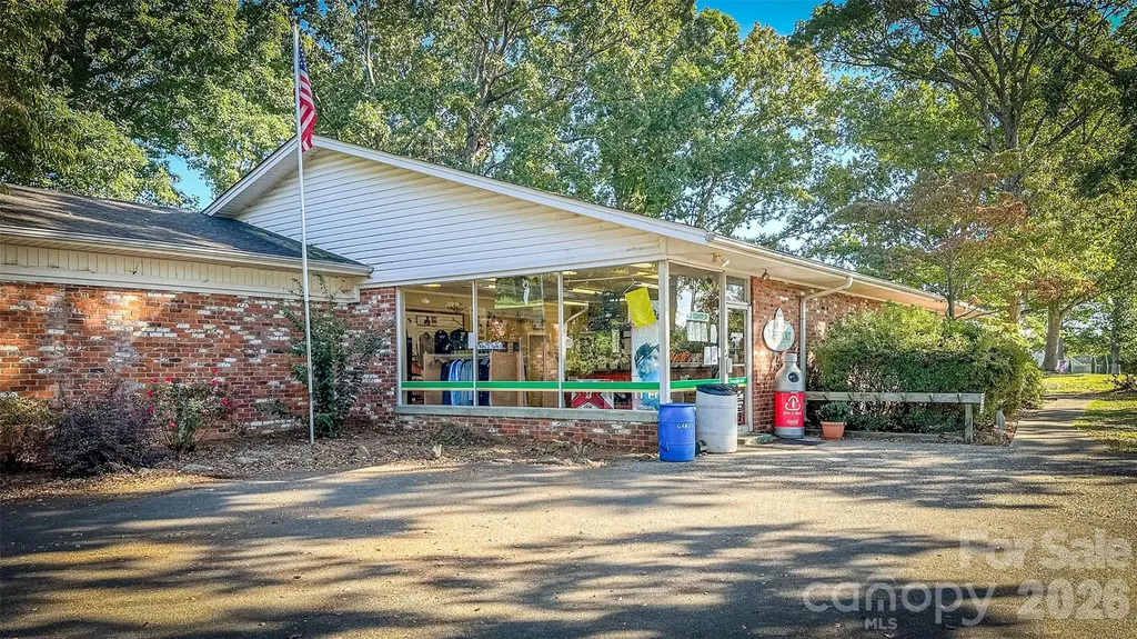 7867 Golf Course Drive N Denver NC 28037