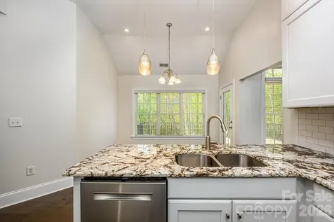 7867 Golf Course Drive N Denver NC 28037