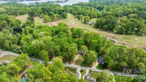 7867 Golf Course Drive N Denver NC 28037