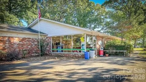 7867 Golf Course Drive N Denver NC 28037