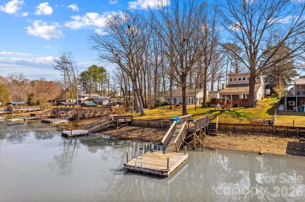 1331 Hickory Point Drive Lexington NC 27292