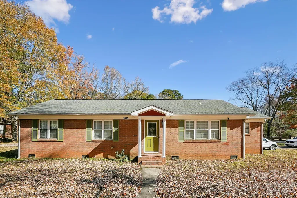 7459 Elwood Drive Charlotte NC 28227