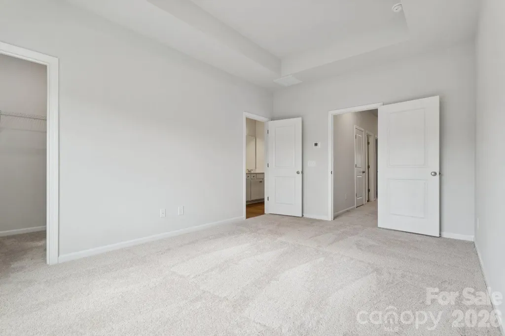 4628 Lakeview Road Charlotte NC 28216