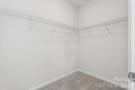 4628 Lakeview Road Charlotte NC 28216