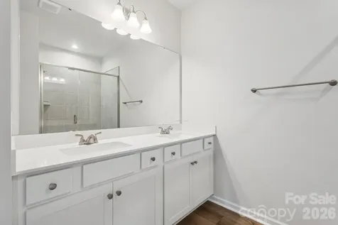 4628 Lakeview Road Charlotte NC 28216