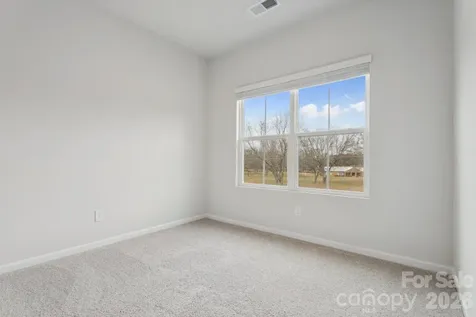 4628 Lakeview Road Charlotte NC 28216