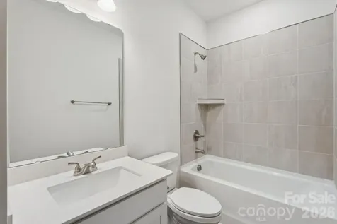 4628 Lakeview Road Charlotte NC 28216