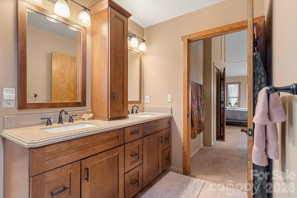 306 S Sequoyah Lane Brevard NC 28712