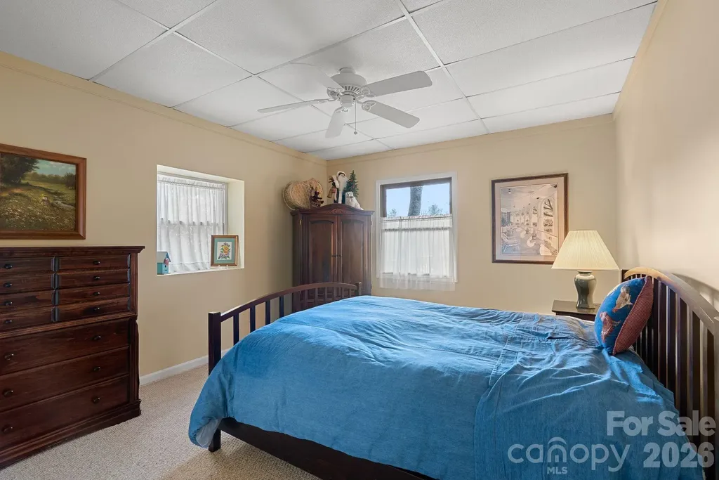306 S Sequoyah Lane Brevard NC 28712