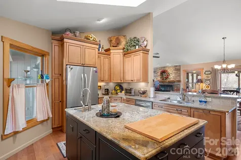 306 S Sequoyah Lane Brevard NC 28712