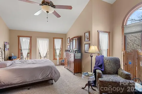 306 S Sequoyah Lane Brevard NC 28712