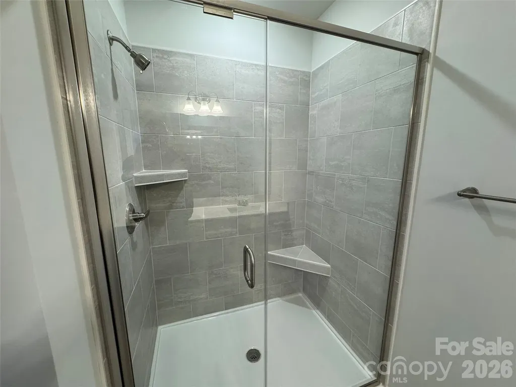 4614 Lakeview Road Charlotte NC 28216