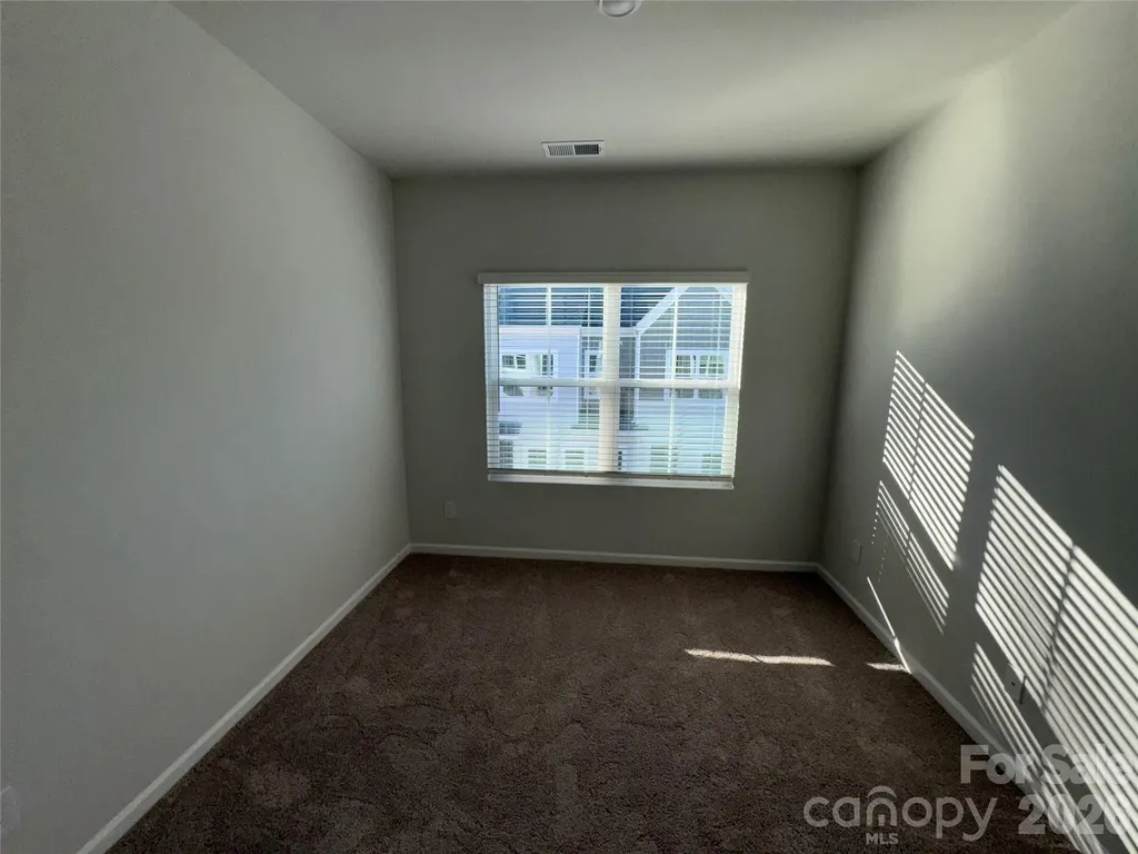4614 Lakeview Road Charlotte NC 28216