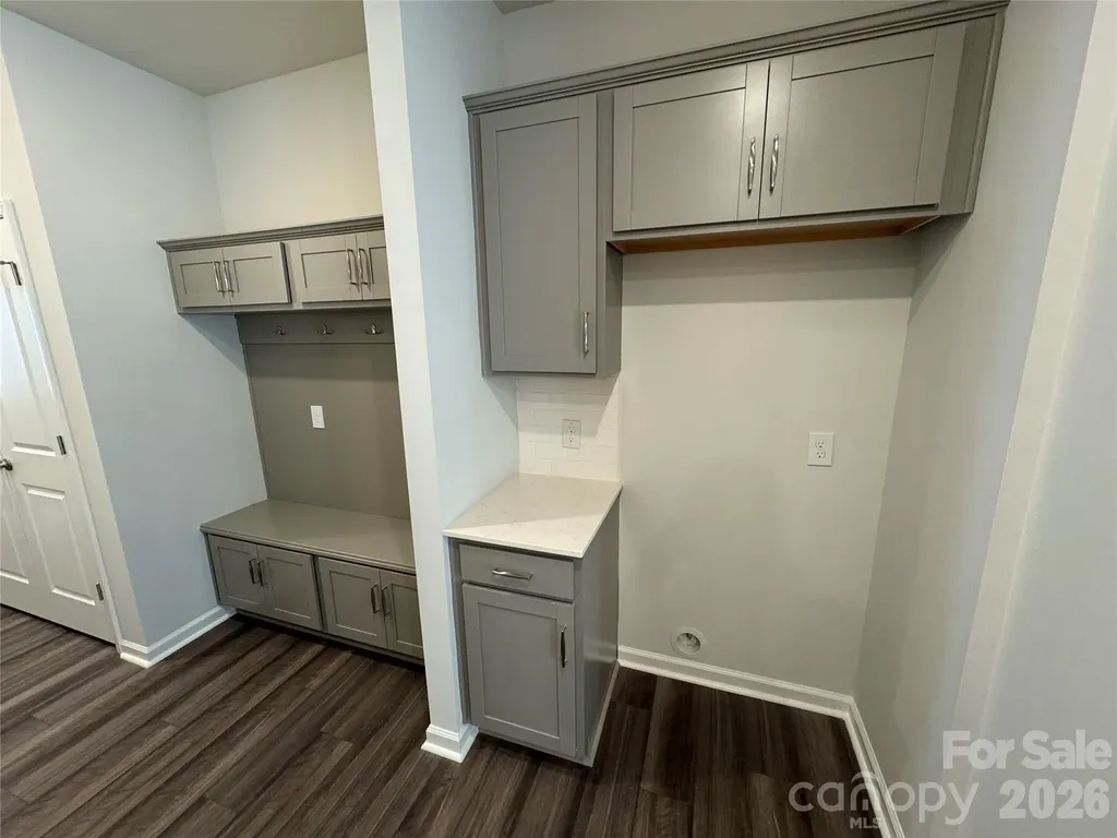 4614 Lakeview Road Charlotte NC 28216