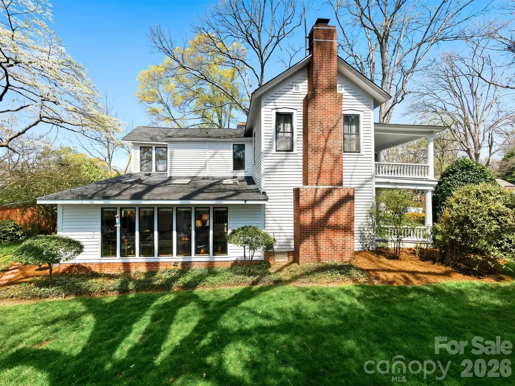 321 9th Street NW Hickory NC 28601