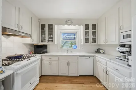 321 9th Street NW Hickory NC 28601
