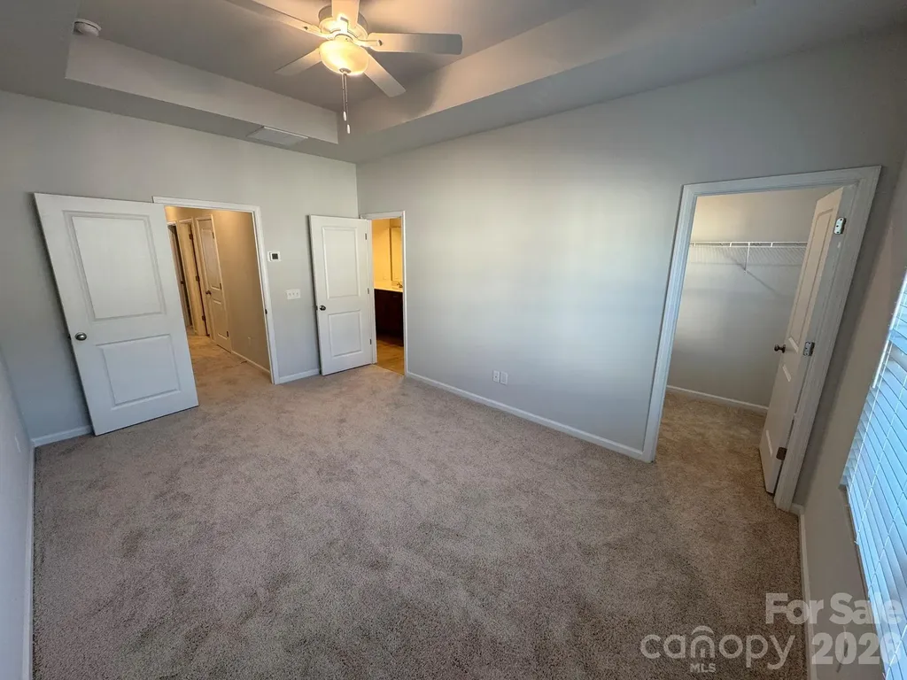 4632 Lakeview Road Charlotte NC 28216