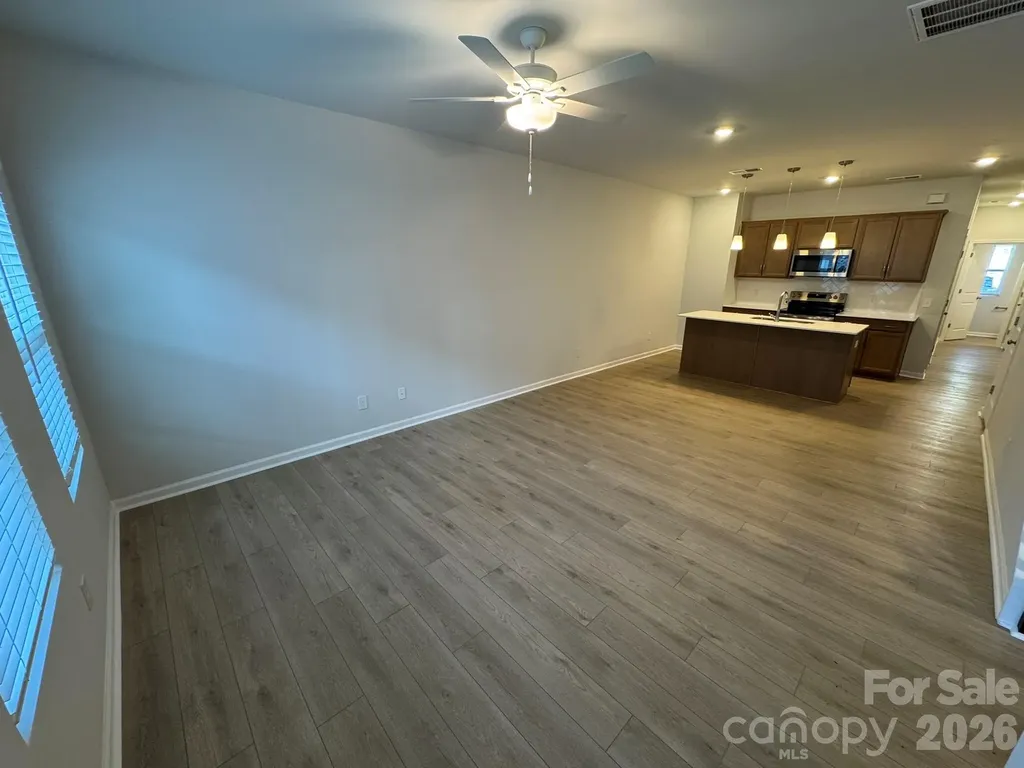4632 Lakeview Road Charlotte NC 28216