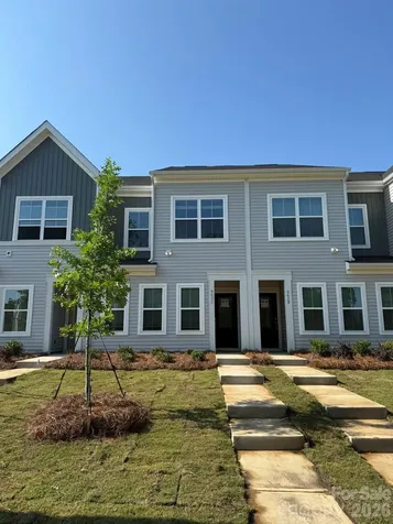 4632 Lakeview Road Charlotte NC 28216