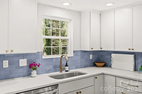 417 Regency Drive Charlotte NC 28211