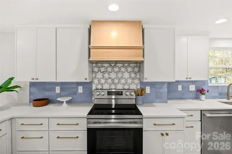 417 Regency Drive Charlotte NC 28211